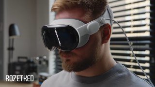 MacRumors: Vision Pro — всё или даже В С ЁПо данным издания, из-за низких продаж Apple отказалась от разработки новых поколений «пространственного компьютера» и вместо этого делает умные очки с Siri.Очки получат две камеры, одна из которых будет распознава