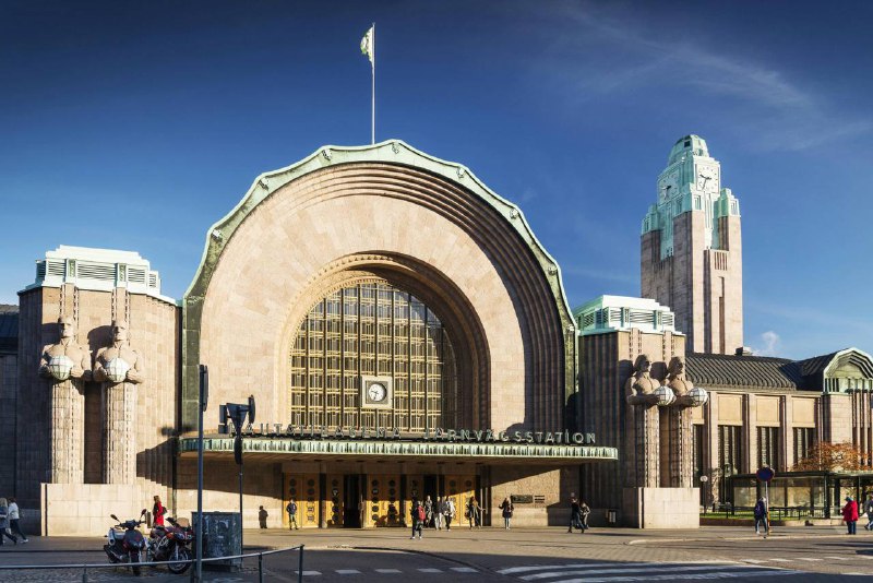 10 красивых вокзалов мира Многие из них признаны историческими памятниками, но продолжают встречать и провожать пассажиров Северный вокзал в Париже... - изображение 4 - вокзал, железнодорожный, центральный