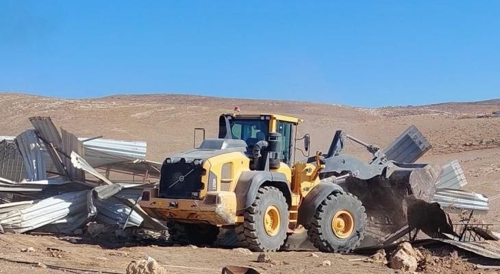 مرکز اطلاع‌رسانی فلسطین: 🔴تخریب منازل، سازه‌های کشاورزی و چاه‌های آب فلسطینیان در مسافر یطانظامیان رژیم صهیونیستی صبح امروز سه‌شنبه چندین منزل، س