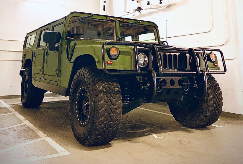 Военный Humvee превратили в безумный хот-род 2