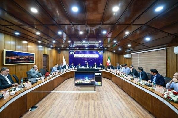 پایگاه خبری معدن نامه: خبر مهم برای صنعت مس؛ فازهای ۳ و ۴ تغلیظ سرچشمه به مسیر اجرا برگشتندنشست هیئتمدیره شرکت ملی صنایع مس ایران با حضور رئیس