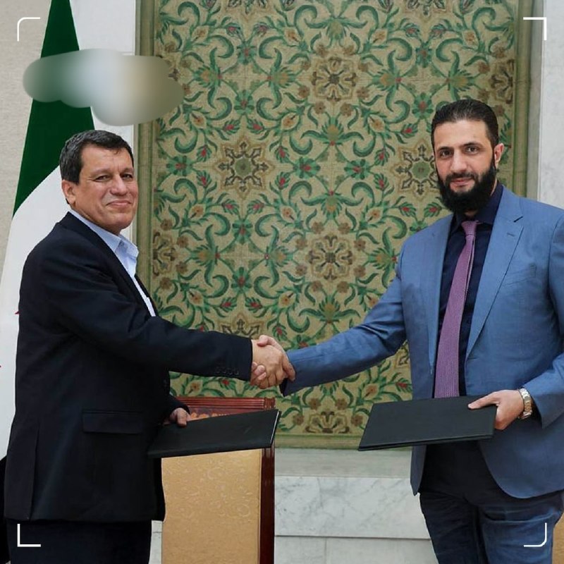 اخبار روز ایران 🔖: 🔻«قسد» رسماً منحل و فرمانده آن مشاور الجولانی می‌شود🔹روزنامه القدس العربی گزارش داد که طبق توافق انحلال شبه نظامیان کُرد