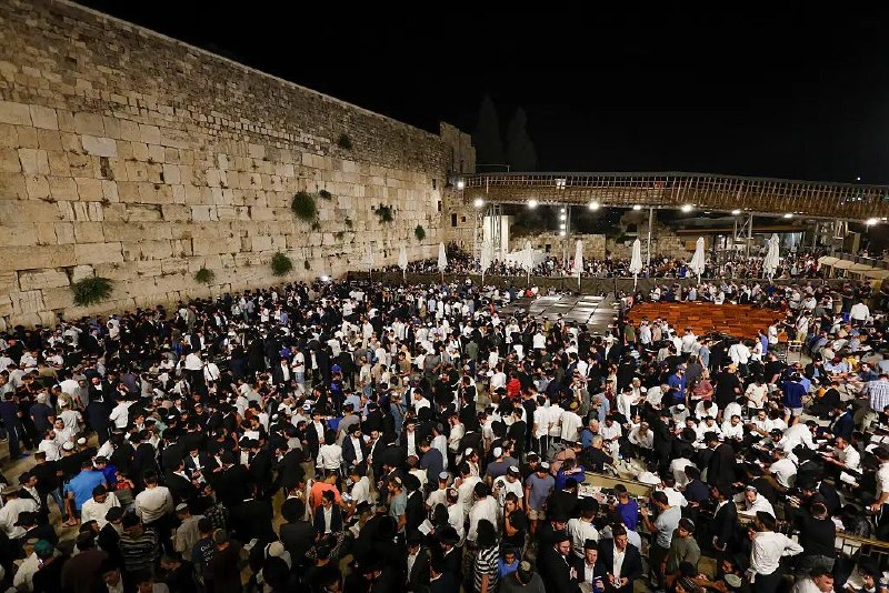 זמני כניסת ויציאת צום ט' באב ברחבי הארץ >>