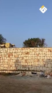 וידאו | תחת הפצצה אישה דרומית ממשיכה להכות טימין בוואדי אל-חוג'יר