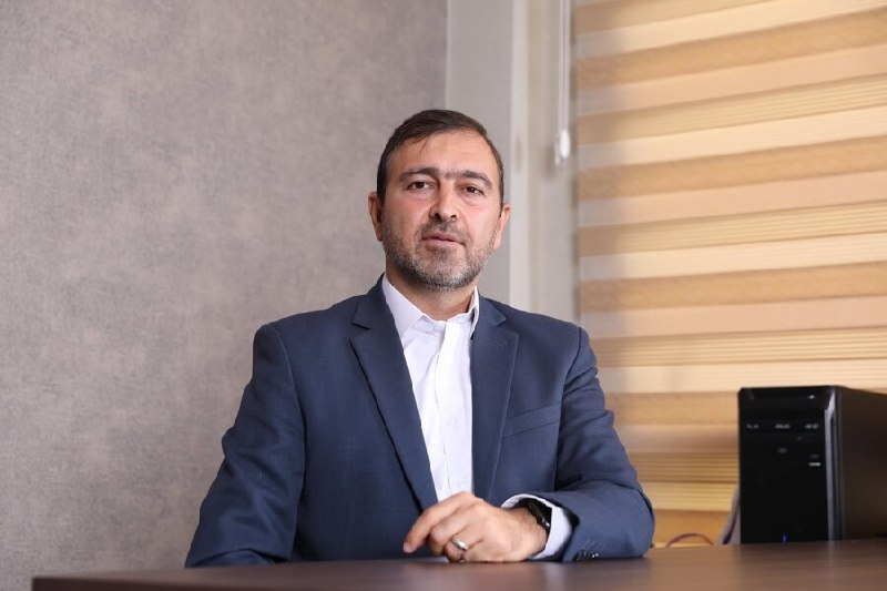 asrebazar.com: 🔺 عرضه شرکتهای بزرگ در بازار سرمایه به استقرار حاکمیت شرکتی کمک میکندمهدی دلبری مدیرعامل شرکت سبدگردان هیوا:🔹هدف از پذ