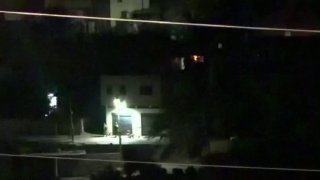 כוחות הכיבוש פשטו על מספר בתים במהלך הפשיטה המתמשכת שלהם לתוך העיירה ביתא, דרומית לשכם.