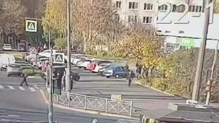 שישה בני נוער נעצרו בסנט פטרסבורג לאחר שחטפו וסחטו תלמיד בית ספר בן 12. כל זה קרה יום קודם בסביבות השעה 16…
