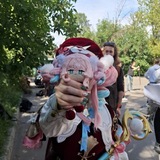 Кролик(мшится)