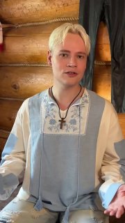 И к действительно важным новостям. SHAMAN сжег в печи свои кожаные штаны.«Сегодня я прощаюсь с тем, что долгое время вызывало споры, разговоры и домыслы», — написал он в соцсетях.Живите теперь с этим.