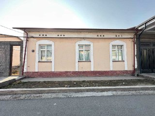 Продается дом в Бектимирском районе 6 соток