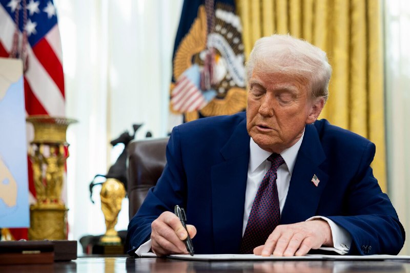 Trump Tells Court His Tariffs Can’t Be Reviewed by Judges