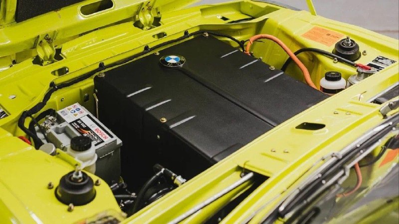 Электрический рестомод на базе BMW 2002 4