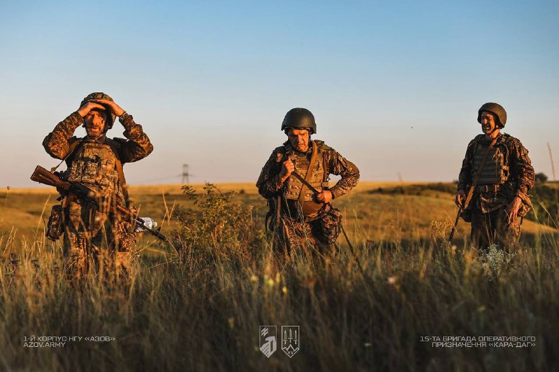 Перед виконанням перших задач новобранці 15-ї бригади «Кара-Даг» 1-го корпусу НГУ «Азов» проходять посилені тренування в умовах наближених до бойових