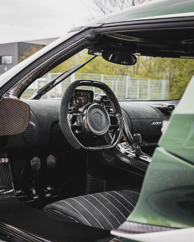 koenigsegg Jesko 4