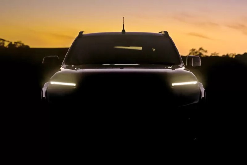 Новый Nissan Navara — первые изображенияNissan подтвердил премьеру нового поколе