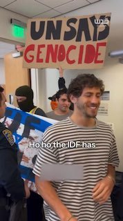 סטודנטים באוניברסיטת Cal State מוחים נגד אירוח חיילים פצועים מצבא הכיבוש לאחר השתתפותם במלחמה בעזה.