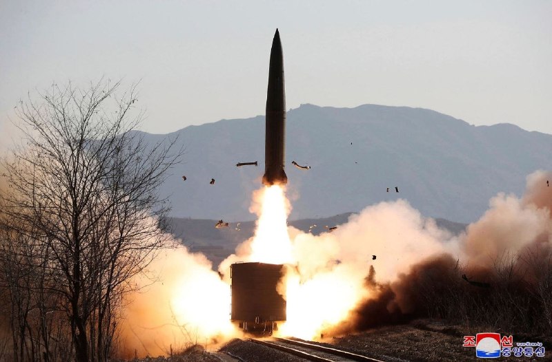 🇰🇵️ - היום, 6 באוגוסט, בשעה 17:00 בערך. בזמן מקומי, צפון קוריאה שיגרה לפחות טיל בליסטי אחד קצר טווח מאזור…