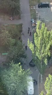 Перестрелка силовиков в Киеве из-за замкомандира РДК. Что известно к этому часу:🔹 Сегодня Служба безопасности Украины (СБУ) сообщила, что совместно с украинской разведкой (ГУР) предотвратила организованный ФСБ РФ теракт против «одного из лидеров российског