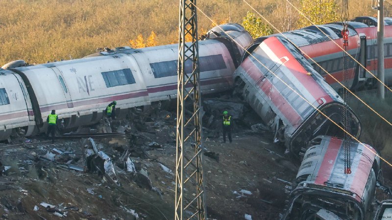 התנגשות רכבת בספרד: נתיחות של 69 גופות הושלמו, 36 אנשים זוהו, 67 עדיין נעדרים הנתיחה שלאחר המוות של 69 גופו…