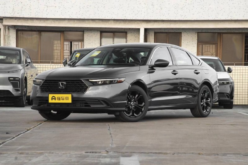 В России появился новый Honda Accord