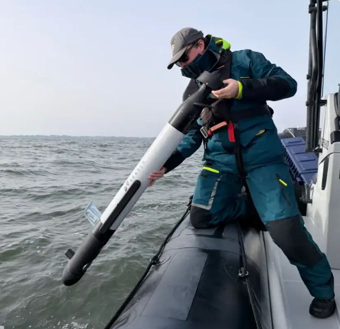 מהחדשות. זר. הוכרז: חברת SEABER הצרפתית פיתחה כטב"מ תת-מימי קומפקטי רייבן לאיתור מוקשים ימיים. המכשיר מסוגל…