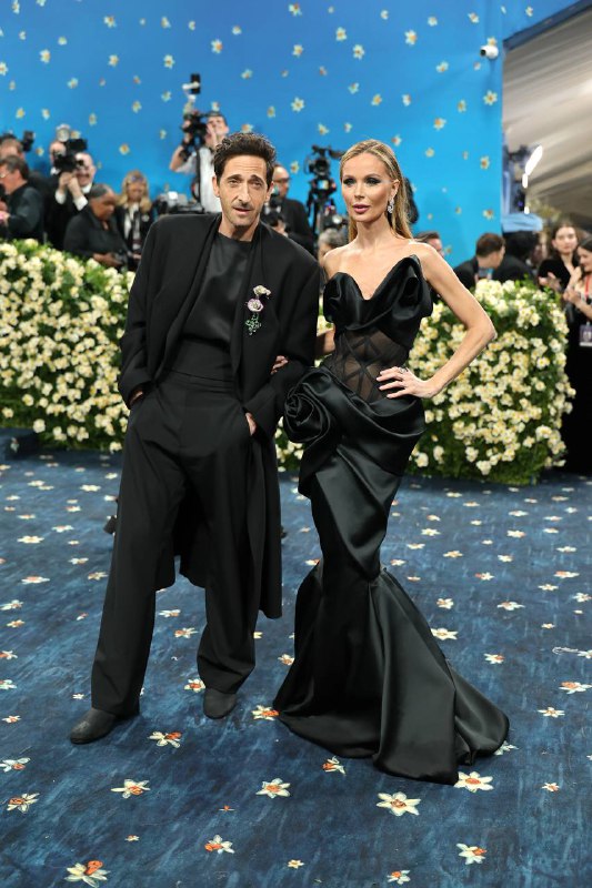 MET GALA 2025 Тема «Tailored for You» — что означает дословно «сшито для Вас», дресс-код отсылает к теме выставки, посвященной мужской модеМои фав💘MET GALA 2025 Тема «Tailored for You» — что означает дословно «сшито для Вас», дресс-код отсылает к теме выставки, посвященной мужской модеМои фав💘