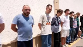 ⚡️ Суд в Баку начал рассматривать дело россиян, которых «зеркально» задержали на фоне рейдов силовиков против азербайджанской диаспоры в РоссииБакинский суд огласил обвинение восьмерым гражданам России, пишет Oxu.Az. Их обвинили в создании банды, транзите 