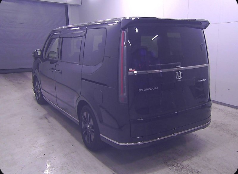 Honda Stepwgn 2023 фото 4