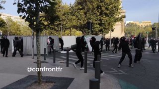 סצנות כאוטיות מתרחשות במרסיי אמש כאשר משטרת המהומות מנסה לפזר מפגינים צרפתים.
