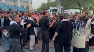 הו אנשי החצר, המפקד ונושא הדגל לא הגיעו...