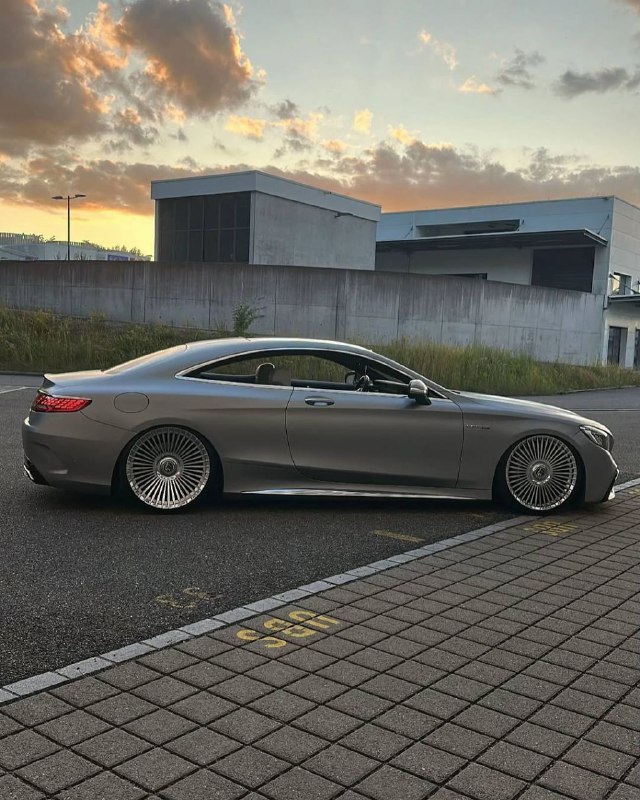 S63 AMG Coupe 3