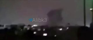 הרגעים הראשונים של התקיפות האוויריות הירדניות שתקפו את העיר דרעא בדרום סוריה.