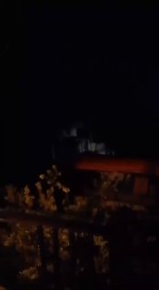 Urgent artillery bombardment aimed at the city of Mifdon in southern Lebanon.