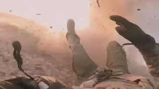 צילומי GoPro לוכדים מזל"ט קמיקזה "חצים" אוקראיני שפוגע ברכב הנושא נחתים רוסים באזור דונייצק.