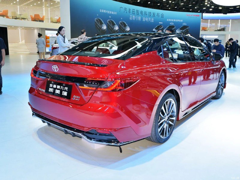 Продажи новейшей Toyota Camry стартуют 6 марта 2