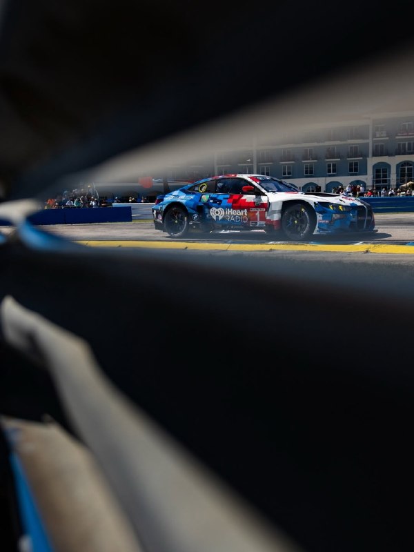 BMW Motorsport 1