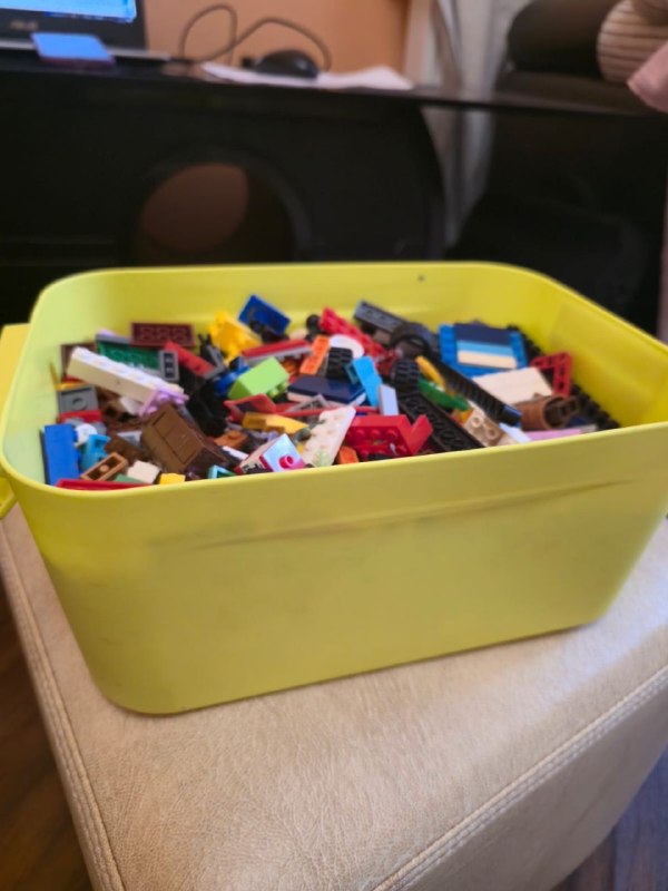 Продам Лего