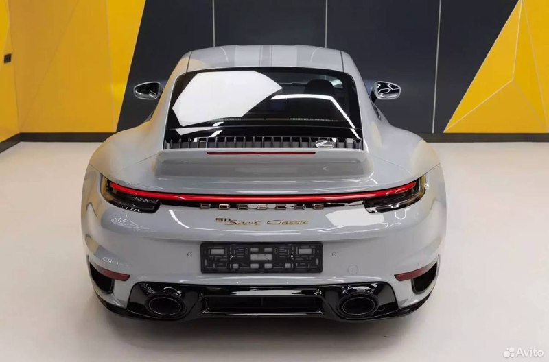 В Москве продают САМЫЙ МОЩНЫЙ Porsche 911 на «механике» за ₽67 миллионов. 3