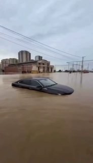 Наводнение в Дагестане: люди не теряют чувство юмора@sochiautopartssochiautopart