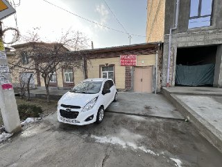 Uy sotiladi