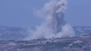 🔴 כוחות שבויים של ישראל ביצעו לפני מספר דקות פעולת השמדה מאסיבית באזור כפר תבנית בדרום לבנון.