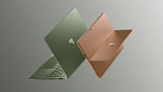 Microsoft выпустила новые Surface Laptop и Surface Pro с космическими ценникамиОба компьютера получили чипы Snapdragon X2 и лучшую на рынке веб-камеру (так утверждает сама Microsoft).У планшета появилась OLED-версия, а ноутбук может похвастаться уникальным