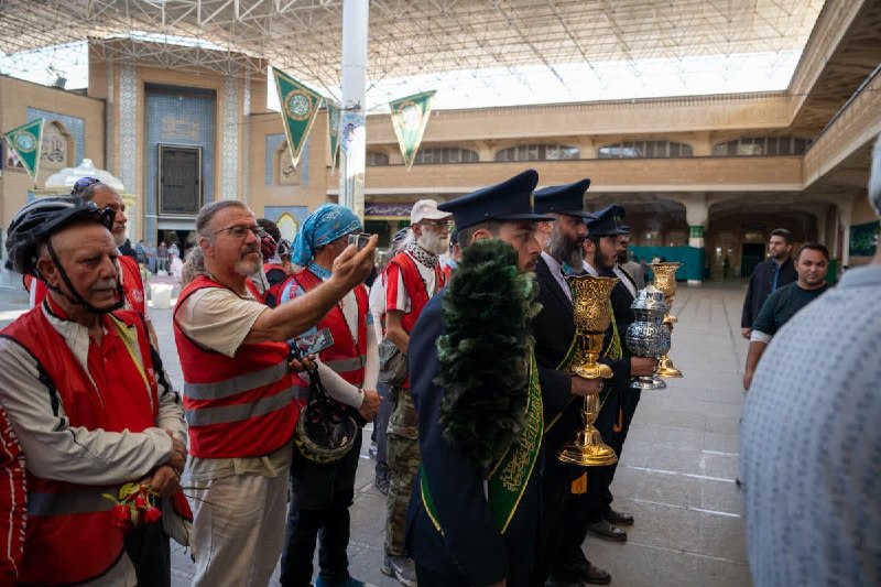 The presence of the procession of Turkish company riders at the holy shrine of Lady McCarmet