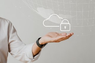 SEO-приватность: разбор Политики ПД, оферты и cookies на примерах💡 Читать статью 💡Как SEO-специалисту правильно оформить Политику конфиденциальности, оферту и файлы cookies: пошаговый разбор на примерах.__________👉 Мы в MAX: SEOnews и Лайкни