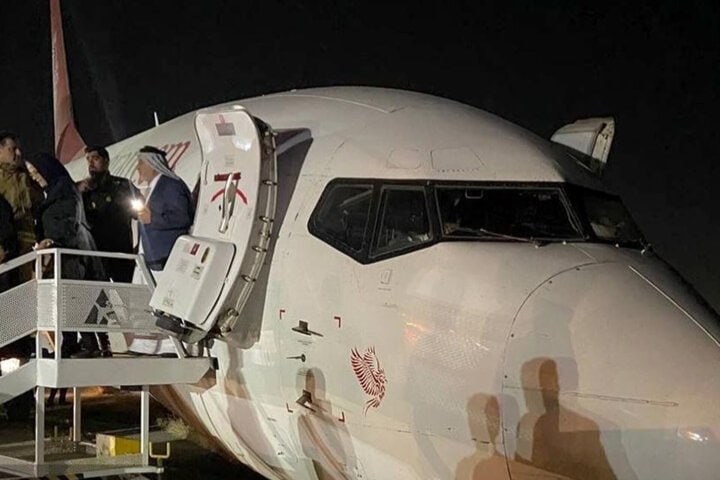 شبکه اطلاع رسانی دانا: خروج یک هواپیما از باند فرودگاه مشهد؛ حادثه هیچ مصدومی نداشته است🔺مدیرکل فرودگاههای استان خراسانرضوی از خروج پرواز ۴۳۱