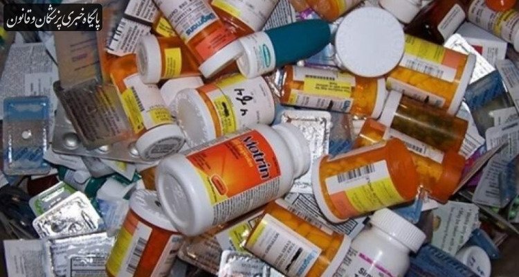 پایگاه خبری پزشکان و قانون (پالنا): 🔹 شیخی‌زاده، عضو کمیسیون بهداشت مجلس:🔵 مافیای دارو بدون دسترسی به شبکه توزیع نمی‌تواند فعالیت کند🔹 وقتی بیماران سرطانی و