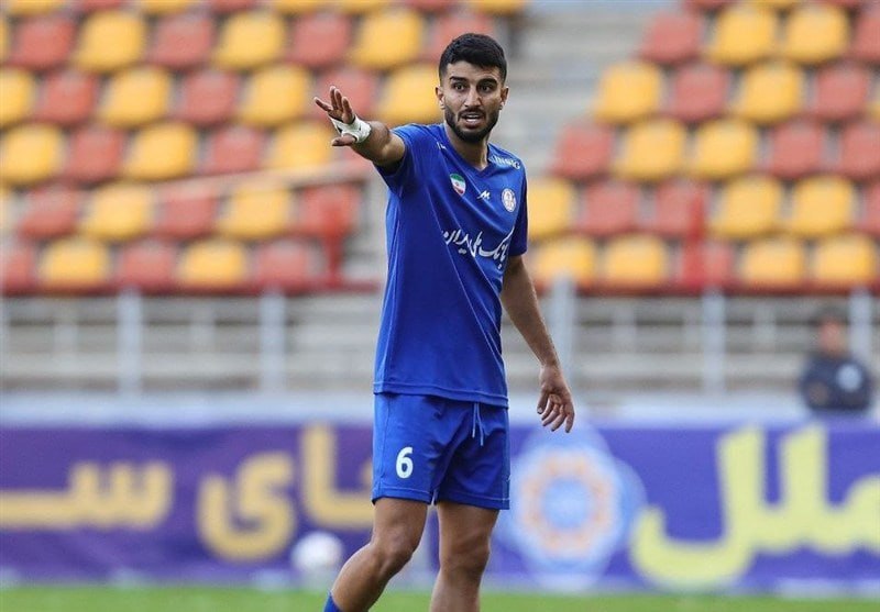 varzeshstand | دکه ورزش: 💙غیبت هافبک استقلال خوزستان مقابل پرسپولیس 🔵محمد شریفی که پیش از آغاز فصل و در جریان آخرین دیدار دوستانه استقلال خوزستان
