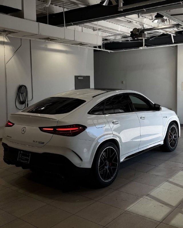 New GLE 63 S AMG FACELIFT 612 HP 4.0-L V8 BITURBO 0-100 km/h 3.8 sec 6