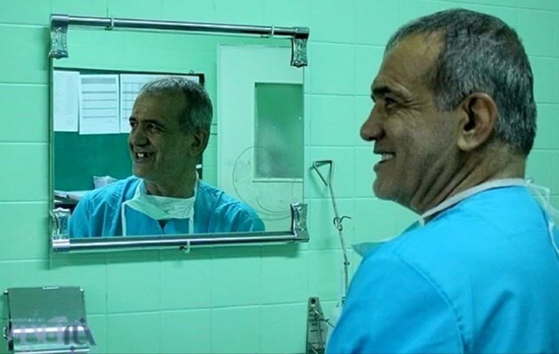 پدرفتنه | pedarefetneh: 🚩خوب جراحی میکنه!!!طلایِ ۳ تومنی شده ۲۲ میلیوندلارِ ۵۷ تومنی شده۲۰۰ هزارمن مرده شمااا زنده با این آقا اقتصاد و فرهنگی ن