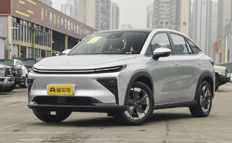 Geely готовит купе-кроссовер Atlas REV 2